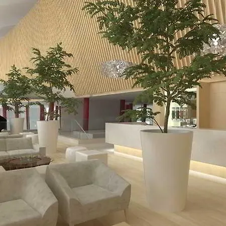 ダ ムジカ 4* ポルト