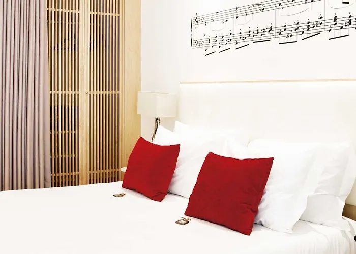 Da Música 4* Oporto